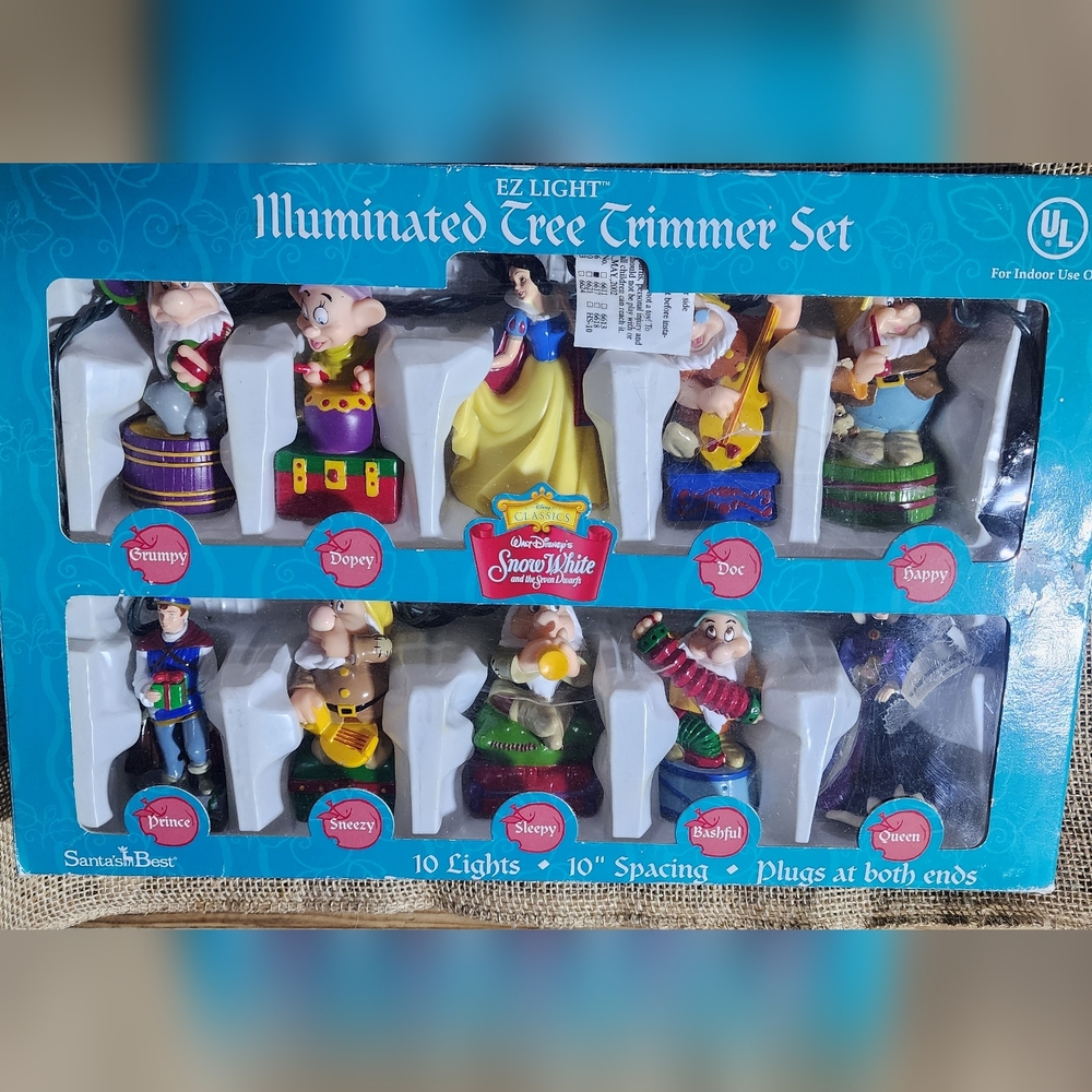 vintage snow white & seven dwarves christmas tree string lights | vintage disney